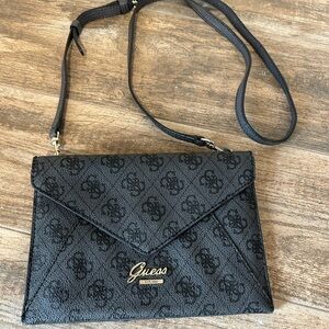 Guess Black Lightweight Organizer Crossbody Bag Purse Gently Used & Clean
